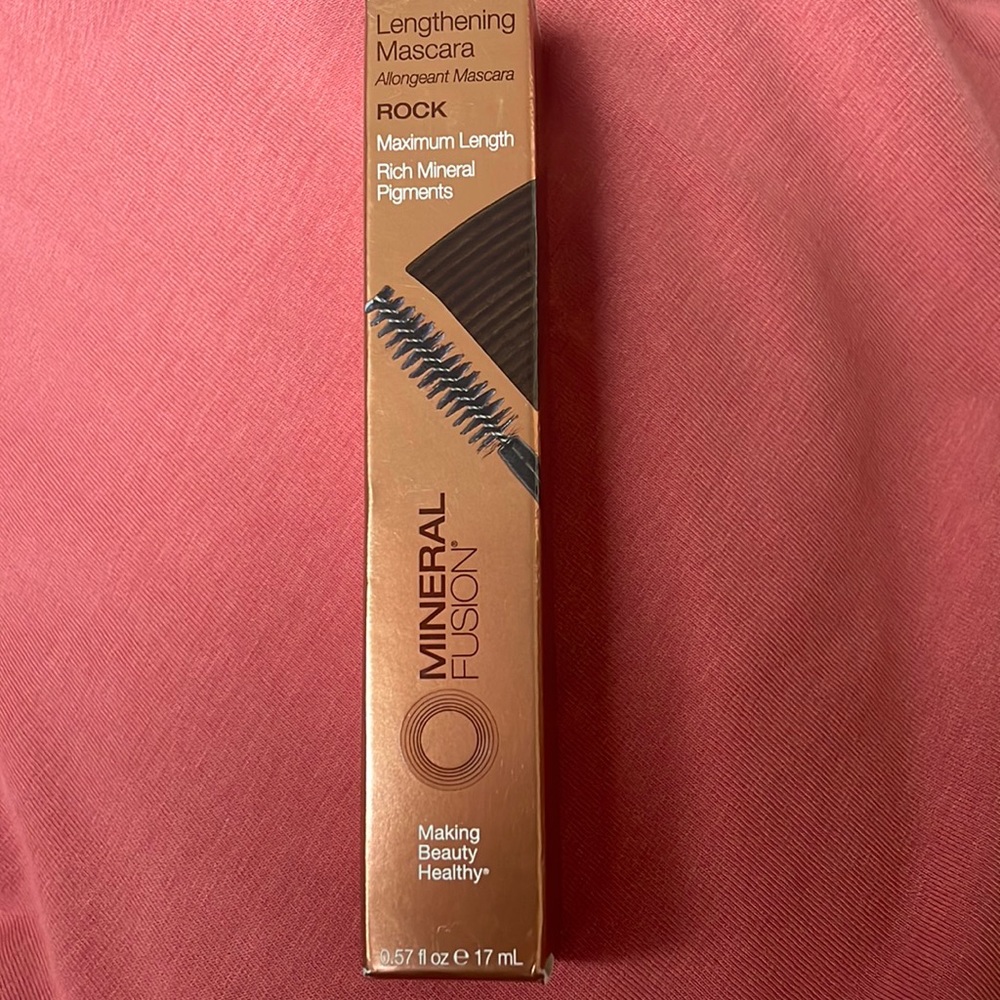 Lengthening mascara